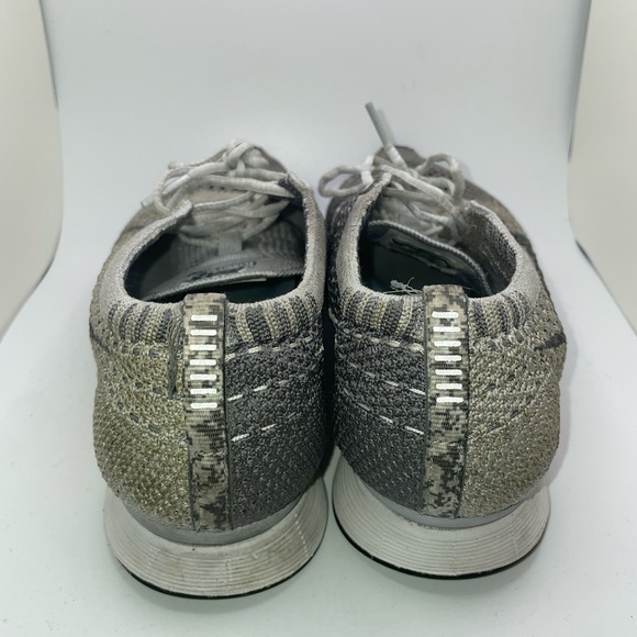 Nike Flyknit Racer - Picture 2 of 4